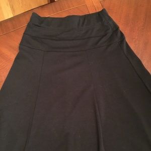 Dressbarn black stretchy skirt